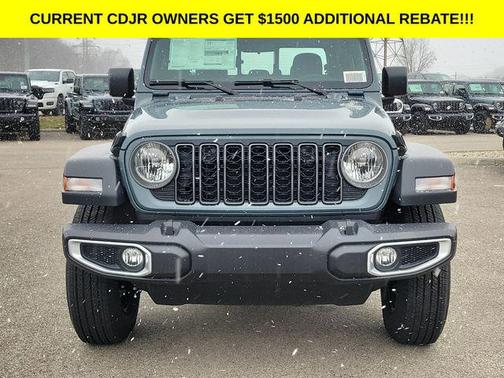 2026 Jeep Gladiator Sport