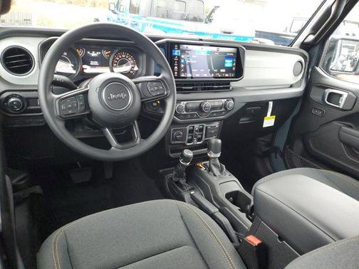 2026 Jeep Gladiator Sport