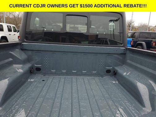 2026 Jeep Gladiator Sport