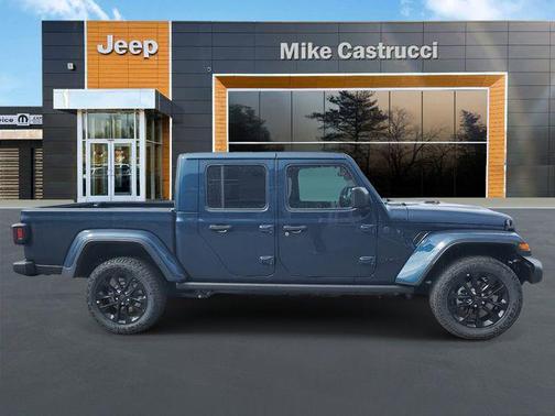 2025 Jeep Gladiator Nighthawk