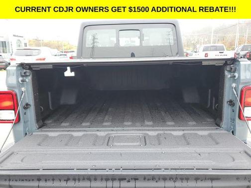 2026 Jeep Gladiator Sport