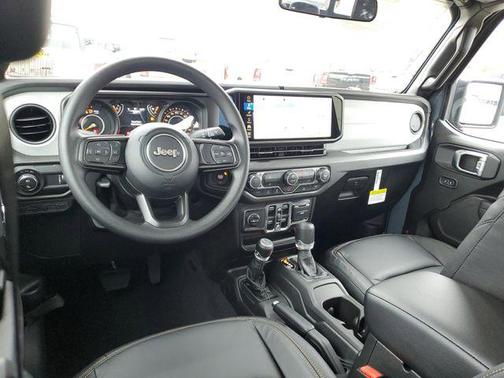 2026 Jeep Gladiator Sport