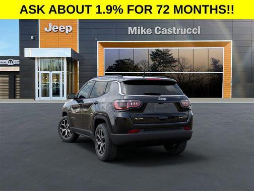 Diamond Black Crystal Pearlcoat 2026 Jeep Compass Limited