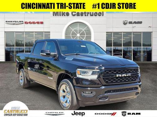 Diamond Black Crystal Pearlcoat 2022 RAM 1500 Big Horn/Lone Star