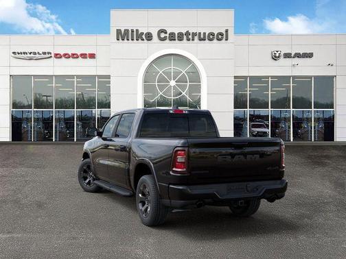 Diamond Black Crystal Pearlcoat 2026 RAM 1500 Big Horn/Lone Star