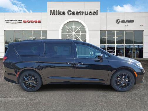 2026 Chrysler Pacifica Limited