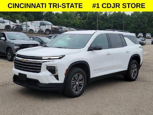 Summit White 2026 Chevrolet Traverse LT