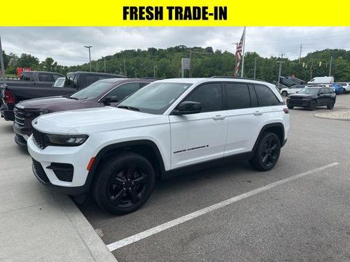 2023 Jeep Grand Cherokee Altitude