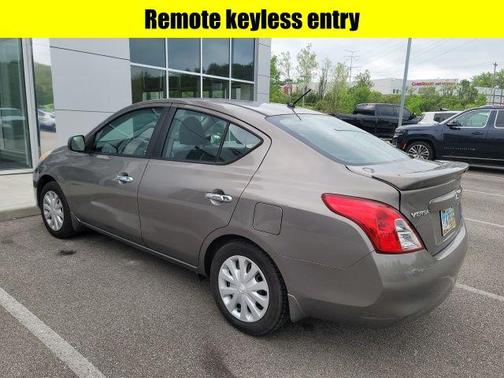 2013 Nissan Versa 1.6 S