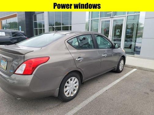 2013 Nissan Versa 1.6 S