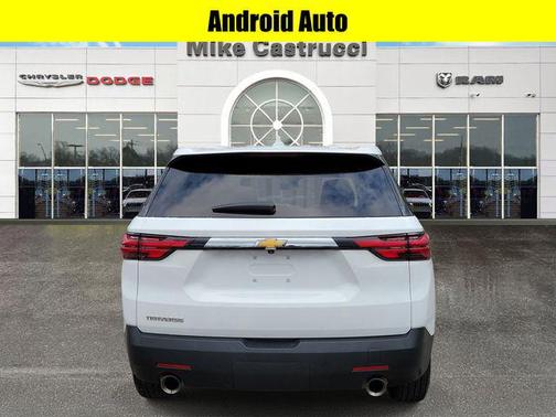 Summit White 2022 Chevrolet Traverse LS