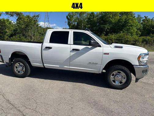 Bright White Clearcoat 2020 RAM 2500 Tradesman Crew Cab 4x4 6'4' Box