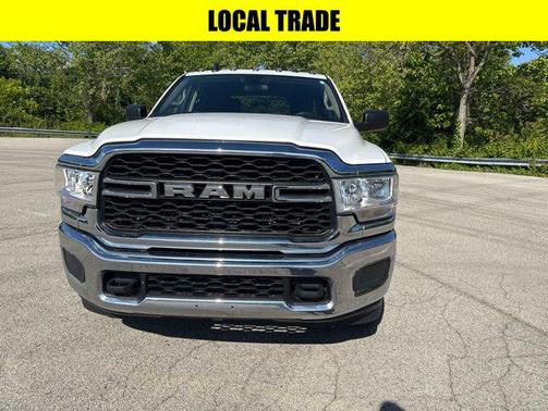 Bright White Clearcoat 2020 RAM 2500 Tradesman Crew Cab 4x4 6'4' Box