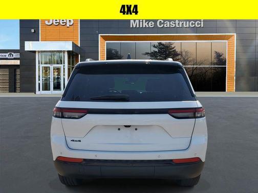 2022 Jeep Grand Cherokee Altitude