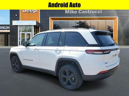 2022 Jeep Grand Cherokee Altitude