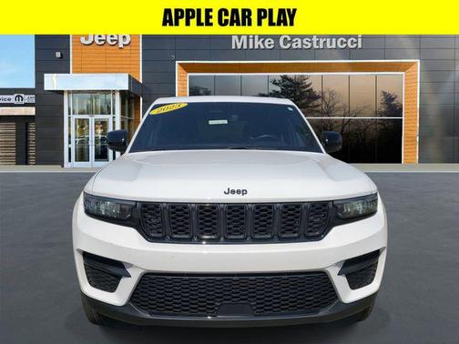 2022 Jeep Grand Cherokee Altitude