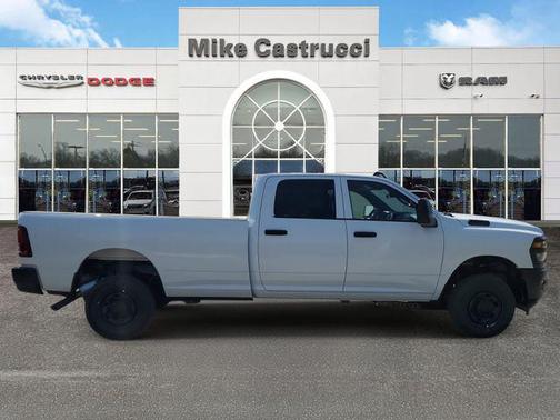 2025 RAM 2500 Tradesman Crew Cab 4x4 8' Box