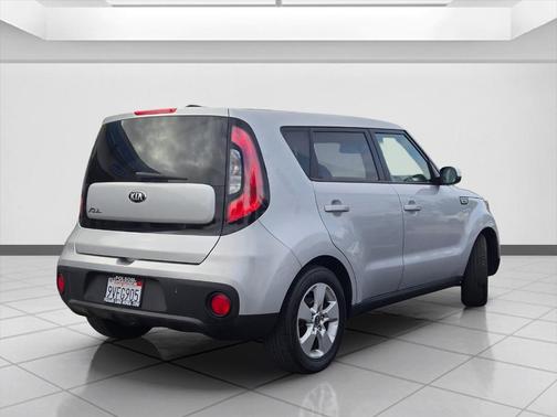 2018 Kia Soul Base