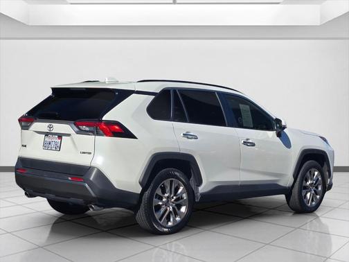 2019 Toyota RAV4 Limited
