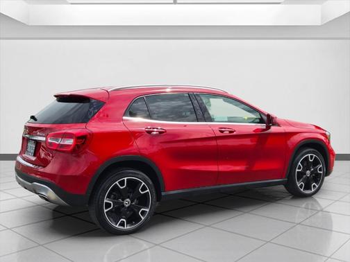 2019 Mercedes-Benz GLA 250 Base 4MATIC
