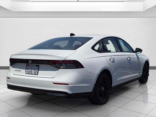 Platinum White 2025 Honda Accord SE
