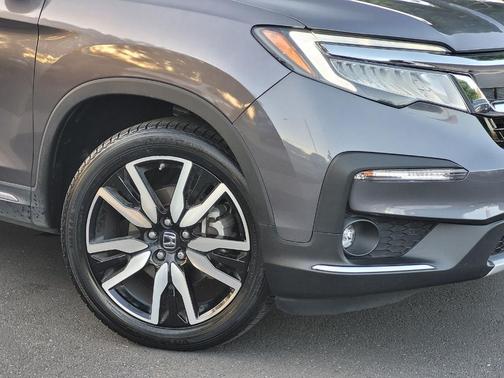 2022 Honda Pilot Touring 7-Passenger