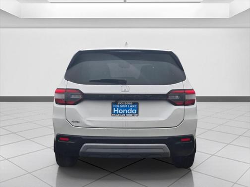 2023 Honda Pilot EX-L 8-Passenger