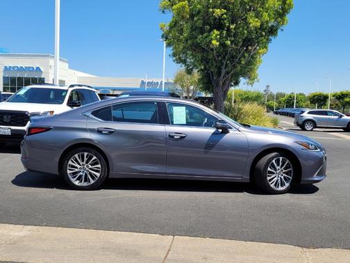 2019 Lexus ES 350