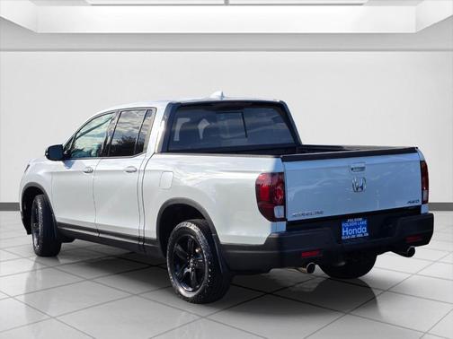 2022 Honda Ridgeline Black Edition