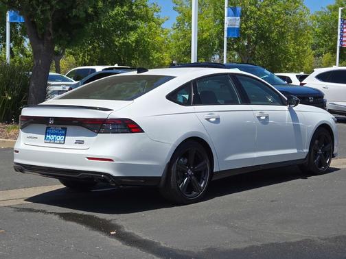 2025 Honda Accord Hybrid Sport-L