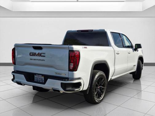 White 2024 GMC Sierra 1500 Elevation