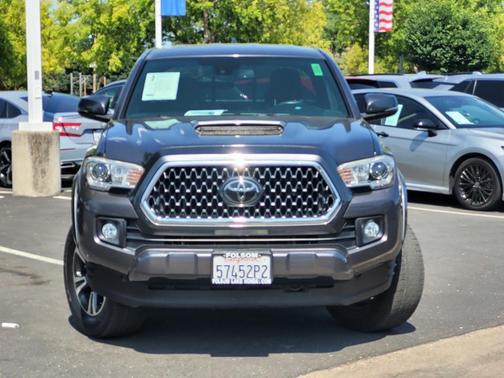 2018 Toyota Tacoma TRD Sport
