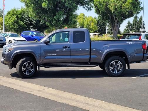 2018 Toyota Tacoma TRD Sport
