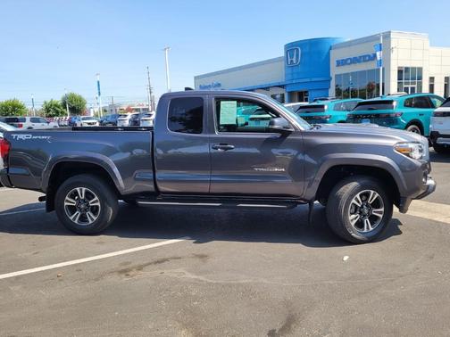 2018 Toyota Tacoma TRD Sport