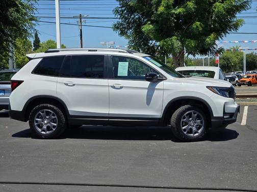 2024 Honda Passport TrailSport