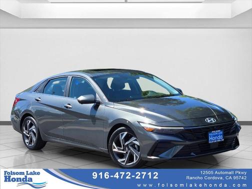 2024 Hyundai ELANTRA Limited