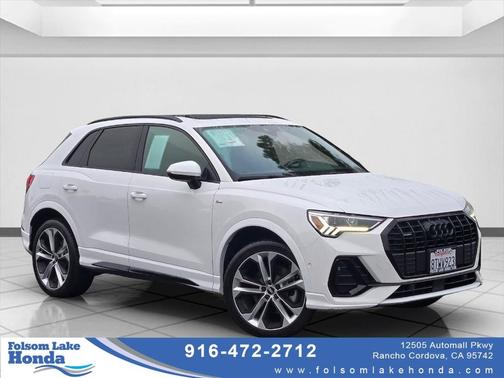 2021 Audi Q3 45 S line Premium