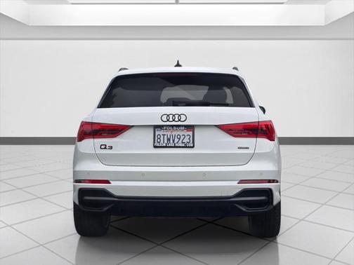2021 Audi Q3 45 S line Premium