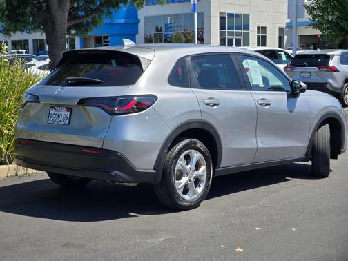 2023 Honda HR-V LX