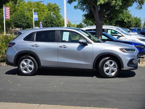 2023 Honda HR-V LX