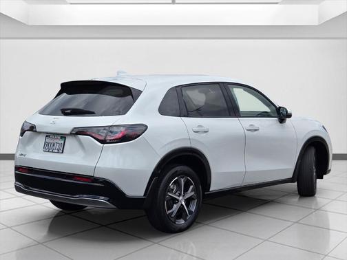 Platinum White Pearl 2023 Honda HR-V EX-L