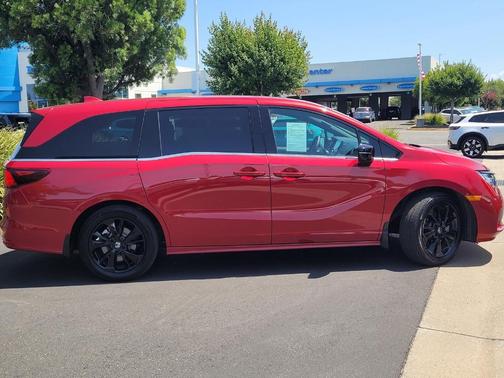 2024 Honda Odyssey Sport