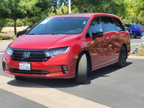 2024 Honda Odyssey Sport