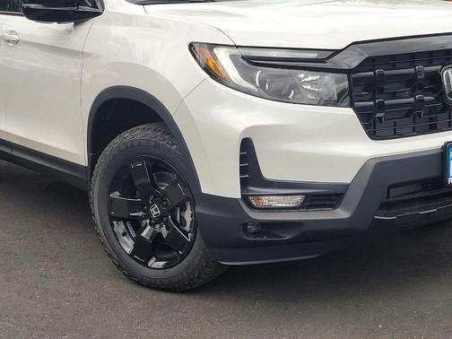 2025 Honda Ridgeline Black Edition