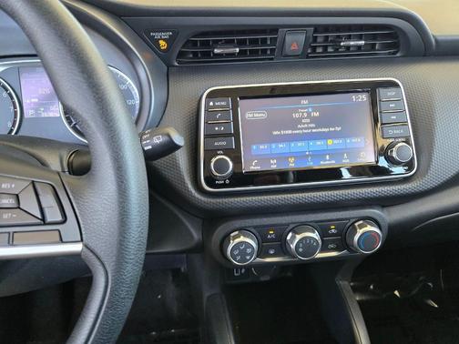 Electric Blue Metallic 2022 Nissan Kicks S