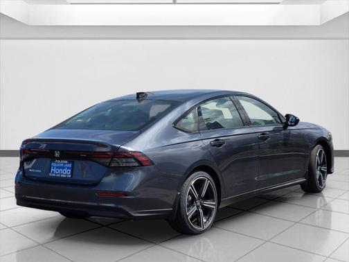 Meteorite Gray Metallic 2026 Honda Accord SE