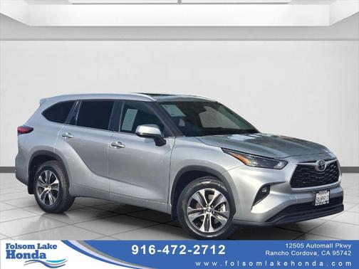 2022 Toyota Highlander XLE