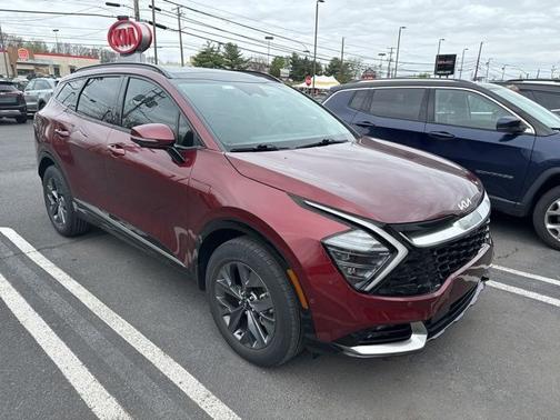 Red 2023 Kia Sportage Hybrid SX-Prestige SUV
