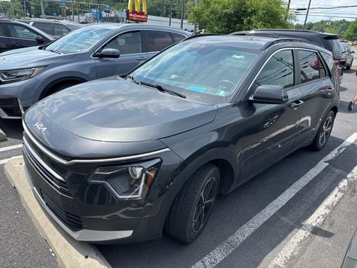 Graphite Gray 2023 Kia Niro EX