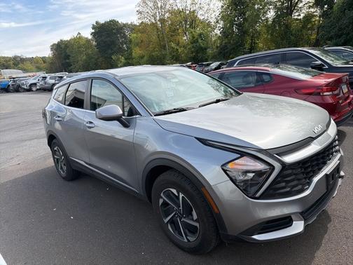 2023 Kia Sportage Hybrid LX